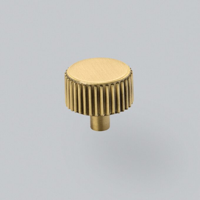 Barrington Knob - Brushed Satin Brass - 32mm