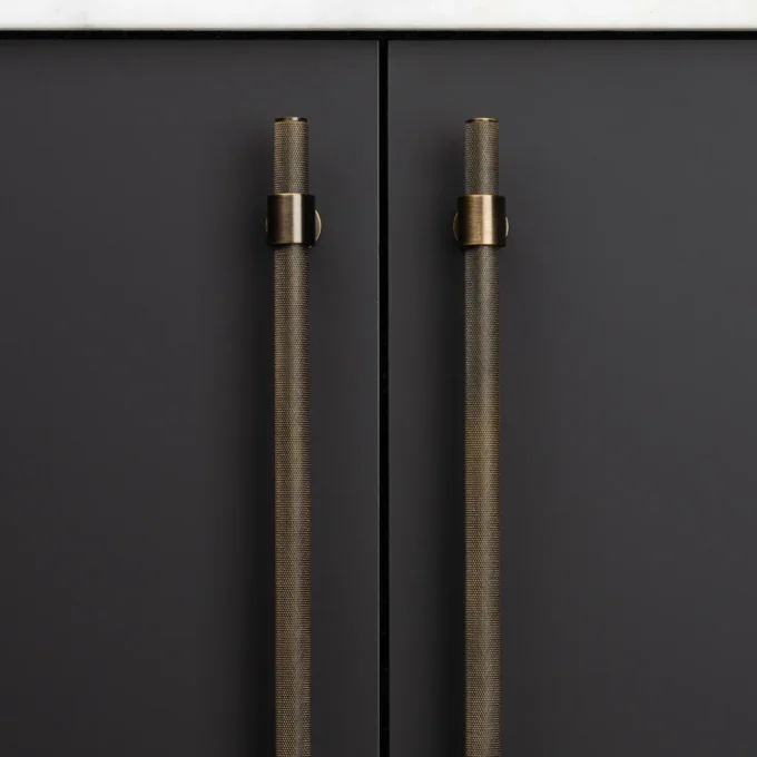 Belgravia Pull Handle 800 mm | Brushed Nickel - Image 2