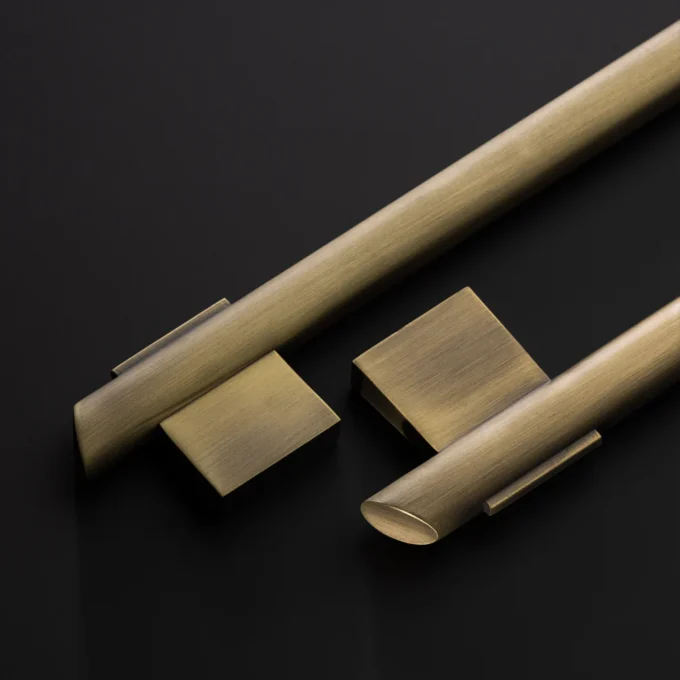 Lindum Pull Handle 320 mm | Dark Brushed Brass - Image 4